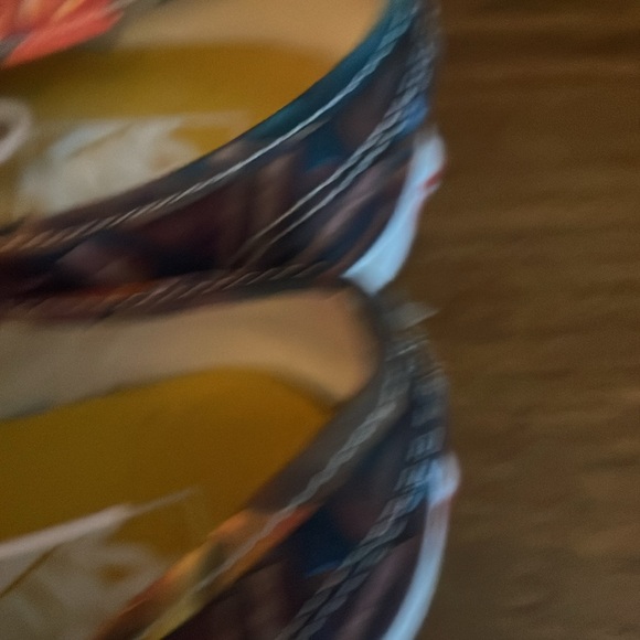 Van’s Judy Boca Limited Edition Triumph of the Hands Men’s Sneakers 12 - Picture 3 of 6